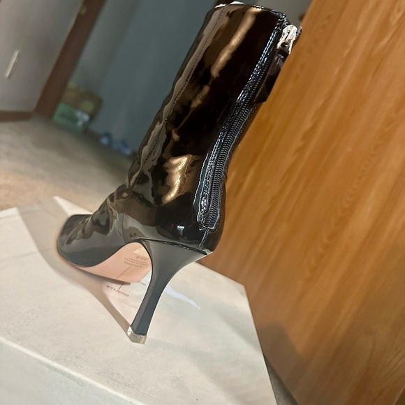 Black Suede Studio | Laura Boot in Black Patent Leather, size 38.5IT/8.5US - Picture 4 of 12